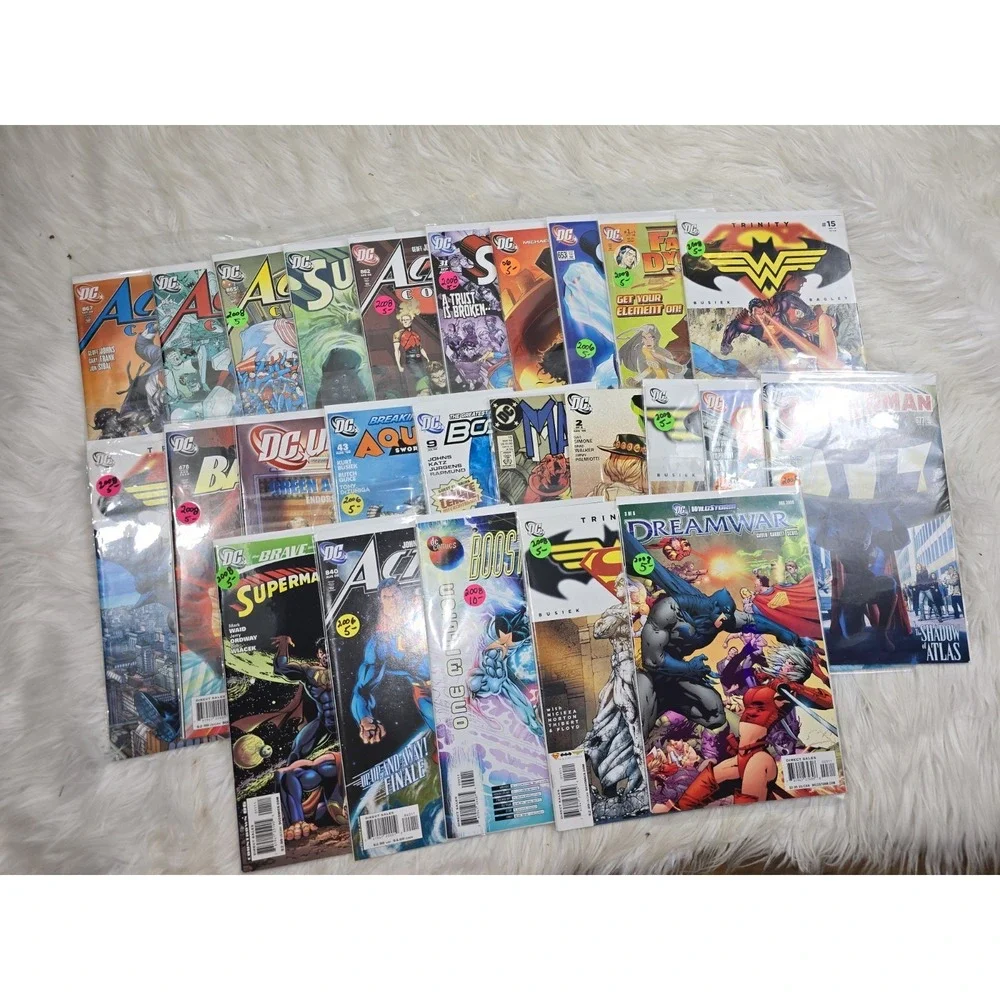 DC Comics - 25 Comic Books! Random Assortment Comics Great Condition! B18